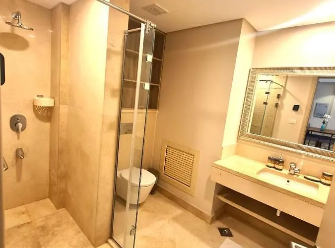 Fabulous Sea View 1 Bedroom & Private Garden To The Pool At Mangroovy * Gurdaka