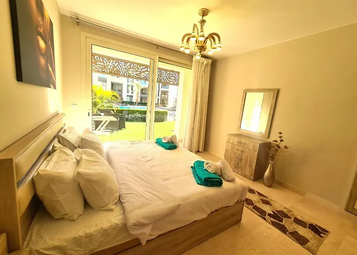 Fabulous Sea View 1 Bedroom & Private Garden To The Pool At Mangroovy Apartman Gurdaka