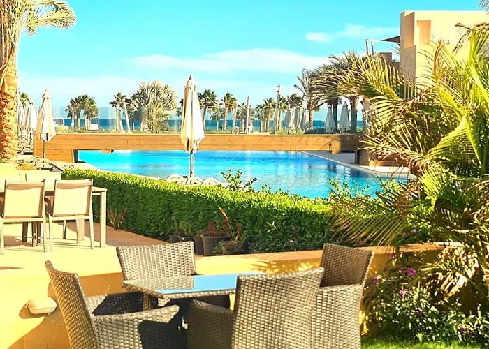 Fabulous Sea View 1 Bedroom & Private Garden To The Pool At Mangroovy * Gurdaka