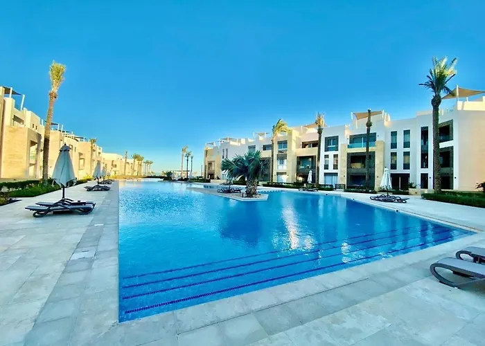 Apartman Fabulous Sea View 1 Bedroom & Private Garden To The Pool At Mangroovy *